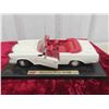 Image 4 : Maisto 1966 Mercedes-Benz 280E 3.25" x 4" x 10.5" + 49 Mercury 1:24 Scale & 2 