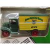 Image 4 : ERTL Die Cast 1926 Mc Bulldog John Deere Delivery Van 1:38 Scale & 50 Chevy John 