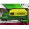 Image 5 : ERTL Die Cast 1926 Mc Bulldog John Deere Delivery Van 1:38 Scale & 50 Chevy John 