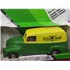 Image 7 : ERTL Die Cast 1926 Mc Bulldog John Deere Delivery Van 1:38 Scale & 50 Chevy John 