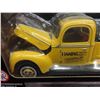 Image 5 : ERTL Case 1905 Ford Delivery Die Cast Car Bank 1:25 Scale Finning Tractor + Equip., 