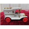 Image 4 : 9 Die Cast - 2 of are ERTL ; 1918 Ford Model T Delivery Van, 1960 Corvette - Largest 