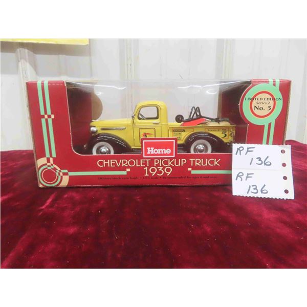 1939 Chevy Home Hardware Pickup Truck Scale 1:25