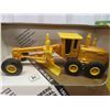 Image 12 : John Deere 1950 Chevy Truck 1:43 , 3 Historical Tractors 1:64 , Industrial