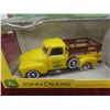 Image 2 : John Deere 1950 Chevy Truck 1:43 , 3 Historical Tractors 1:64 , Industrial