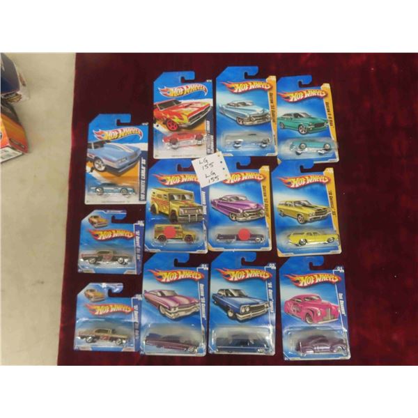 12 Diecast Hot Wheels 1:64