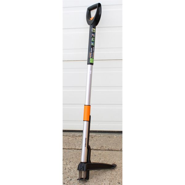 FISKARS EXTENDABLE STAND-UP WEEDER