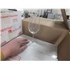 Image 1 : 48 Wine Glasses