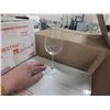 Image 1 : 48 Wine Glasses