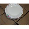 Image 1 : 96 White Dinner Plates
