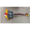 Image 1 : Shovels, Scoop + Snow + Ice Chipper