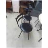 Image 4 : Wrought Iron Base Table 31" t x 42" w+ 4 Swivel Chairs 