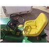Image 5 : John Deere 318 Riding Mower, Hydrostatic - Running, Needs Belt on Mower