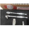 Image 2 : 1/2" Torque Wrench, 1/2" Speed Bar, Strong Bar, Extensions, (2) 3/8" Ratchets