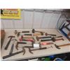 Image 1 : 19 Hammers ; 2 East Wings, Claw, Rubber Mallet, Ball Pin
