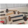 Image 4 : 19 Hammers ; 2 East Wings, Claw, Rubber Mallet, Ball Pin