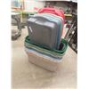 Image 4 : 7 Storage Tubs  + Lids
