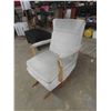 Image 2 : Gliding Rocking Chair with Gliding Ottoman