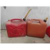 Image 2 : 5 Gas Containers - Plastic