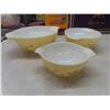 Image 4 : 6 Pyrex Mixing Bowls