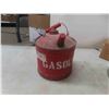 Image 8 : 25 + Rubber Bungee Cords, Bottle Jack, Caution Beacon, Metal Gas Can