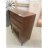 Image 2 : Dresser - Mid Century Modern 18" x 34" x 45" 