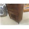 Image 4 : Dresser - Mid Century Modern 18" x 34" x 45" 