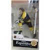 Image 2 : Boston Bruins NHL Legends (3) in Original Package