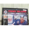 Image 2 : Vintage Winnipeg Jets Teemu Selanne Autographed Framed Poster 23" x 35" 