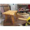Image 1 : Stand 18" x 20"x 20" & magazine Rack