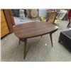 Image 4 : Kitchen Table 29" x 36" x 47" 