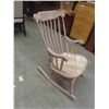 Image 2 : Rocking Chair