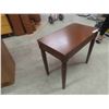 Image 2 : Piano Bench 14" x 22" x 25" 