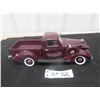 Image 1 : 1937 Studebaker Coupe Express Pick Up Road Signature Die Cast 1:18 Scale
