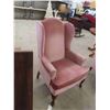 Image 3 : 2 Pink Wing Back Chairs