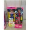 Image 6 : 7 Barbie Dolls in Packages