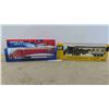 Image 1 : Transport Trucks ; Canada Post + Caterpillar - Scale 1:64 - New in Box