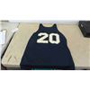 Image 3 : Basketball Jersey -Notre Dame Sz 40