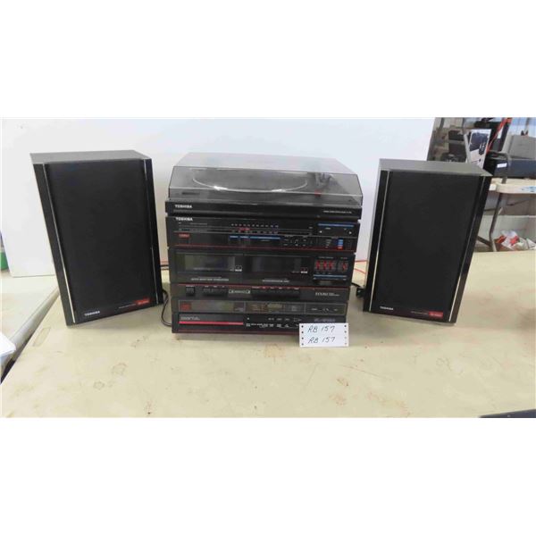 Toshiba Stereo Sound system Model SL-3186 Incl. ; Turntable, AM/FM Radio, Double