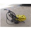 Image 1 : Karcher 4.5 HP 1300 Psi 3.5 gpm Pressure Washer