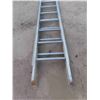 Image 2 : Aluminium Extension Ladder 32' - Grade A