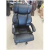 Image 2 : Office Quality Chair with Swivel + Adjust