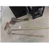 Image 1 : 5 Yard Tools; Shovels, Rakes, Hoe