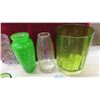 Image 2 : Glassware, Vases, 4 Drinking Glasses, plus more