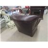 Image 3 : Leather Comfy Chair