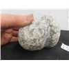Image 3 : Prehistoric First Nations Stone Hammer - Full Groove 4.75" Long - Excellent Condition