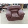 Image 1 : Leather / Leather Style Comfy Play-Off Watching Chair