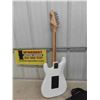Image 8 : Squier Strat by Fender Electric Guitar with Fender Soft Case