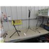 Image 1 : 2 Guitar Stand + Music Stand