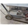 Image 2 : Air/ Hydraulic Floor Jack